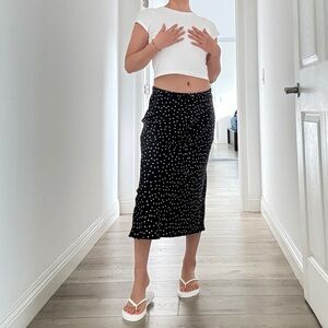 Zara white polka dot satin midi skirt in black 🖤